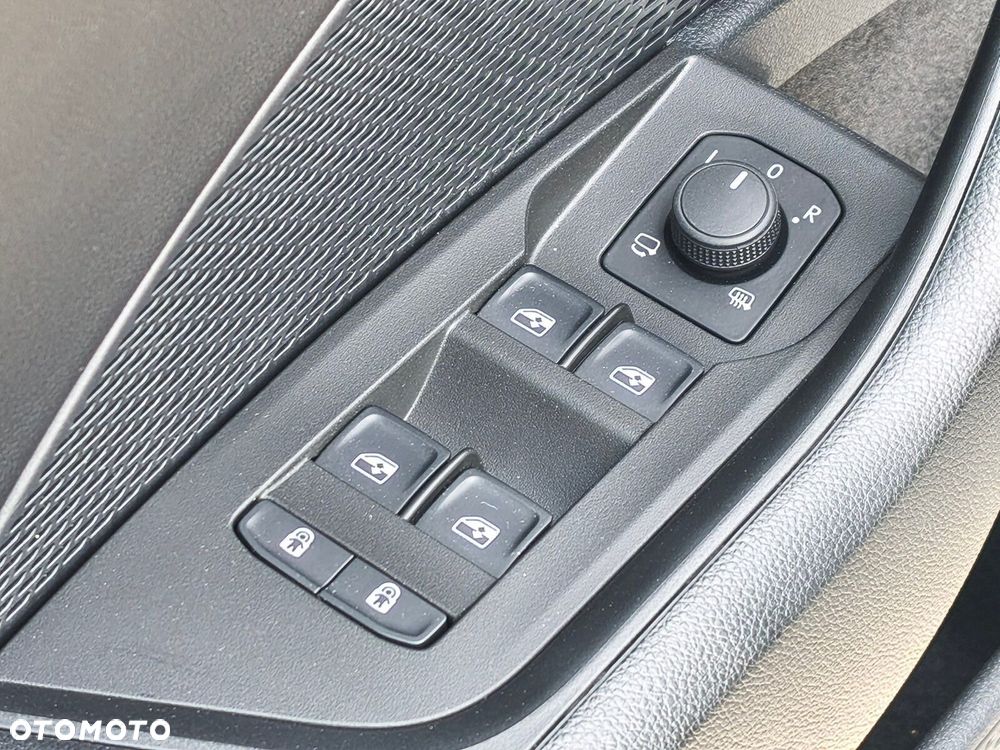 Skoda Octavia 1.5 TSI mHEV Selection DSG - 21