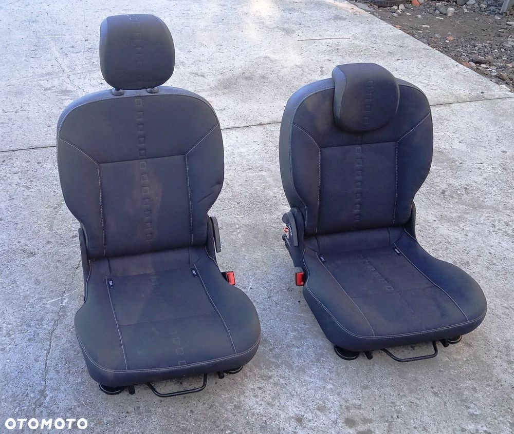 Fotele Renault Twingo II 3-drzwi - 3