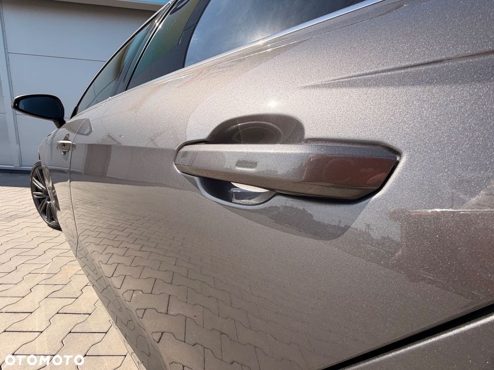 Audi A4 Avant 35 TFSI S tronic S line - 32