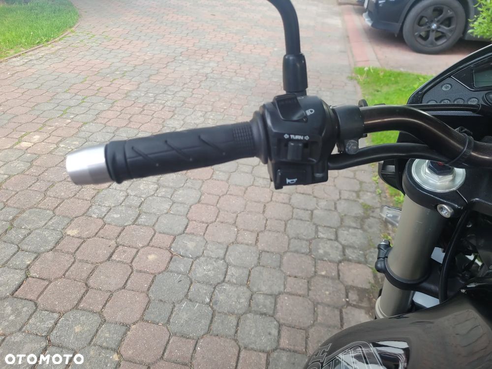 Honda Hornet - 25
