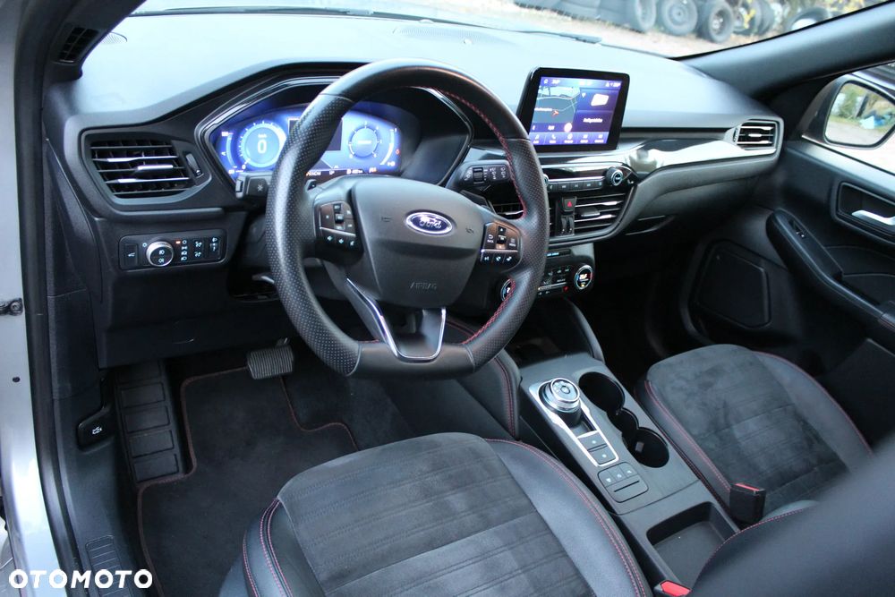 Ford Kuga - 9