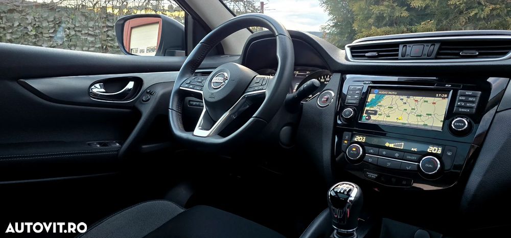 Nissan Qashqai 1.6 DCI ALL-MODE 4x4i N-Connecta - 10