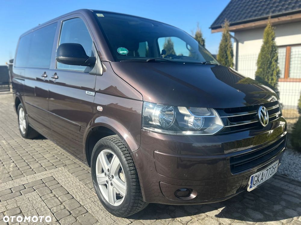 Volkswagen Caravelle - 2