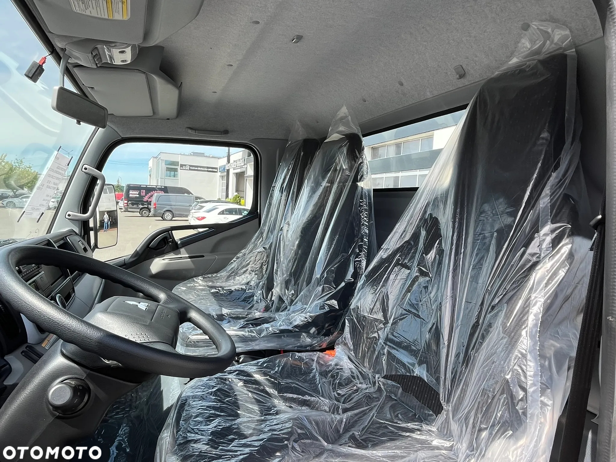 FUSO Canter 7C18 Wywrotka 3W - 13