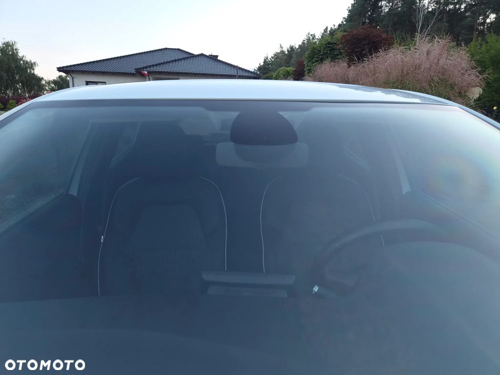 Renault Clio 1.5 dCi Energy Limited - 32