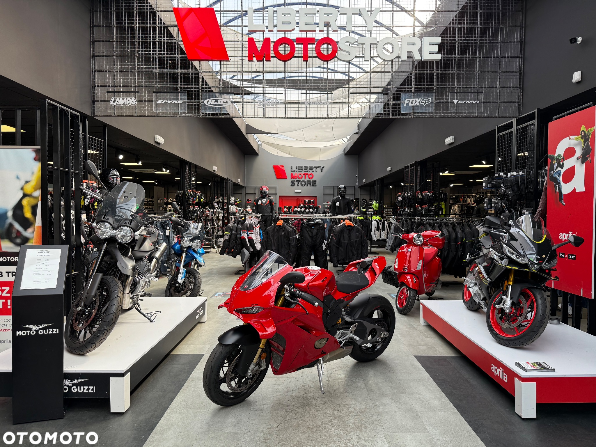 Ducati Panigale V4S - 7