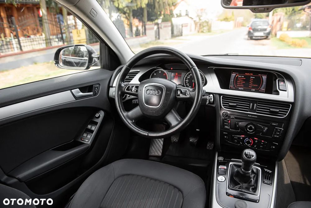 Audi A4 Avant - 26