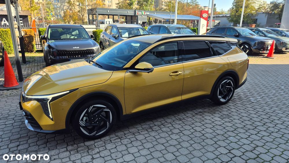 Kia K4