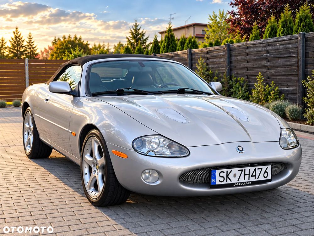 Jaguar XK8 - 3