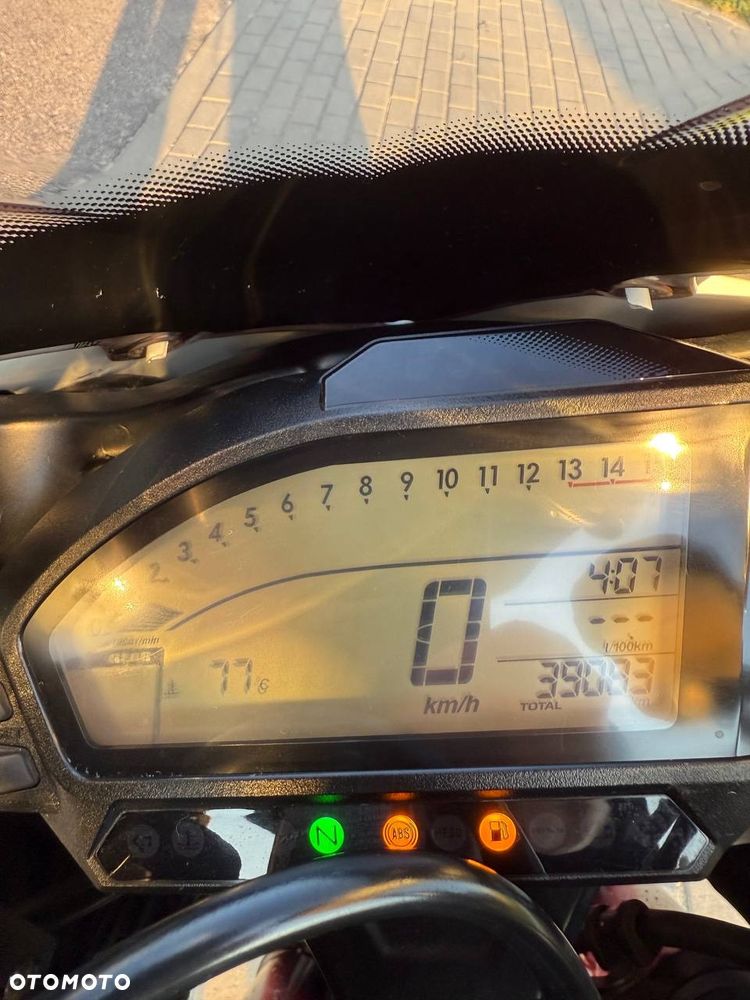 Honda CBR - 7