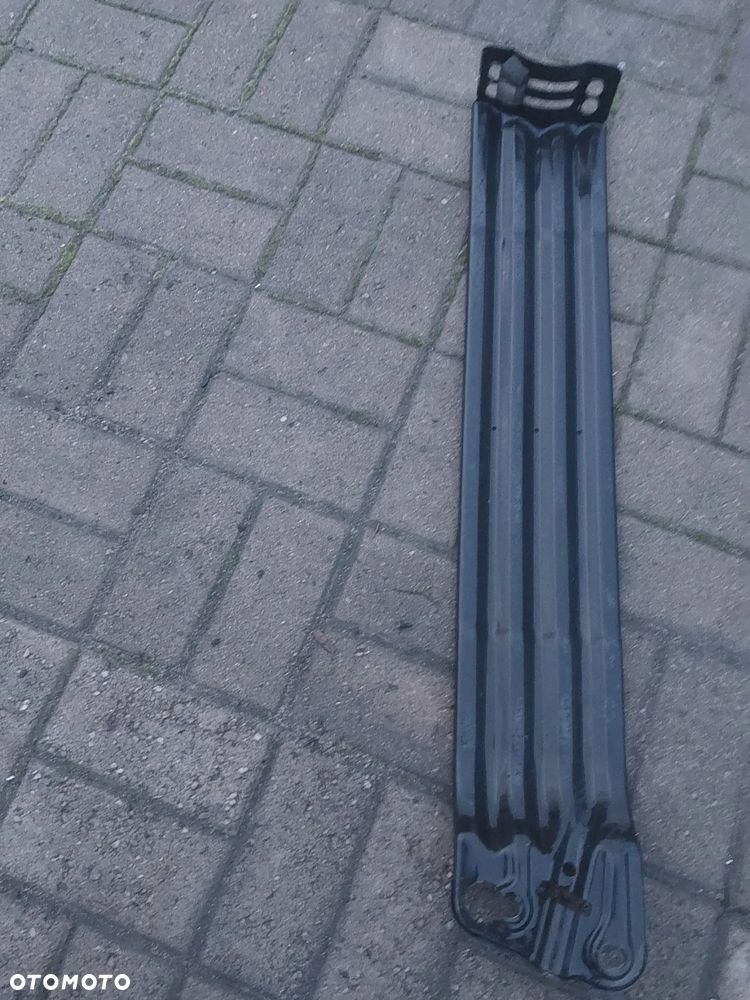 Blacha mocowania koła zapasowego vw t5 t6 - 1