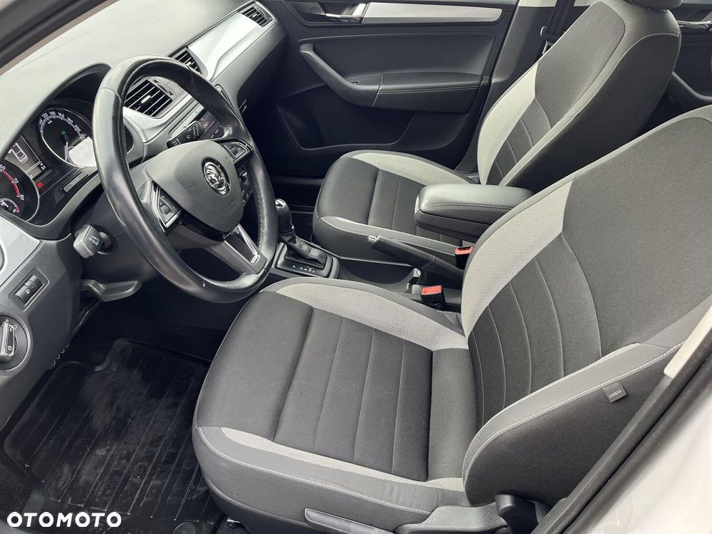 Skoda RAPID 1.0 TSI Ambition DSG - 14