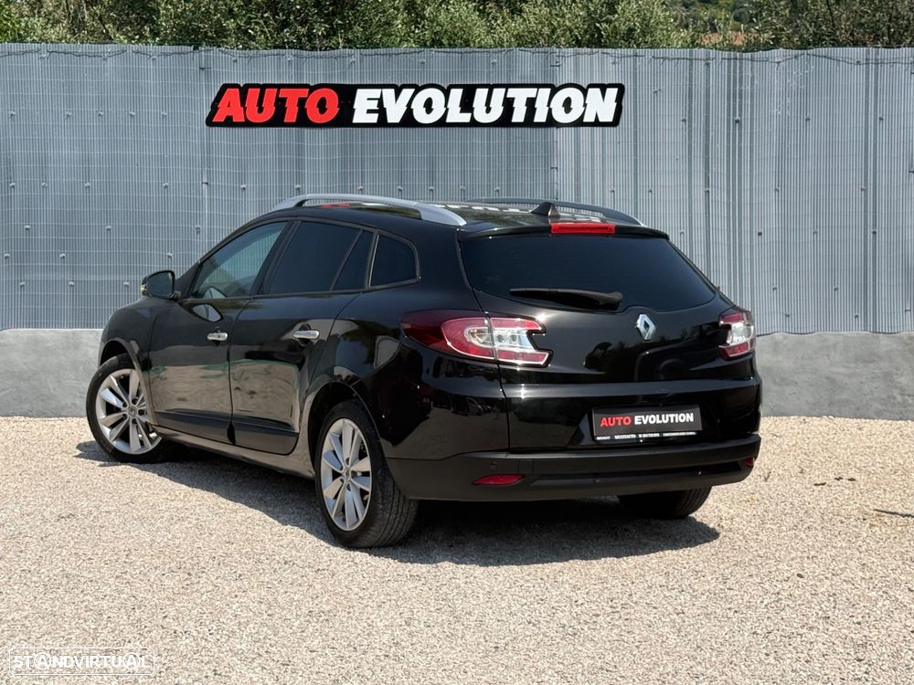 Renault Mégane Sport Tourer 1.5 dCi Dynamique S CO2 Champion — fotografia 3