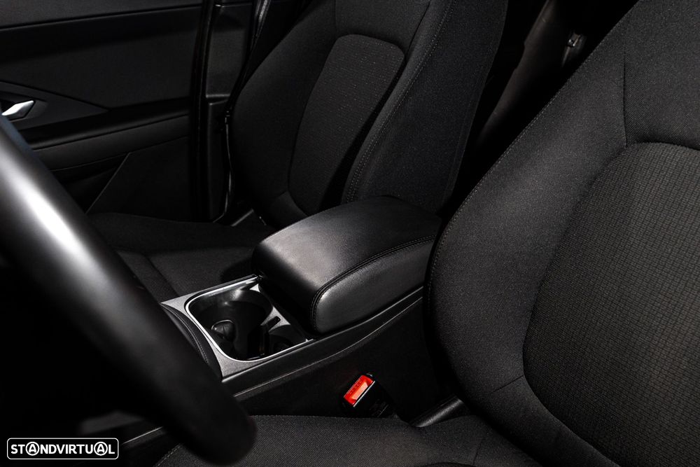 Jaguar E-Pace 2.0 P200 AWD Aut. - 27