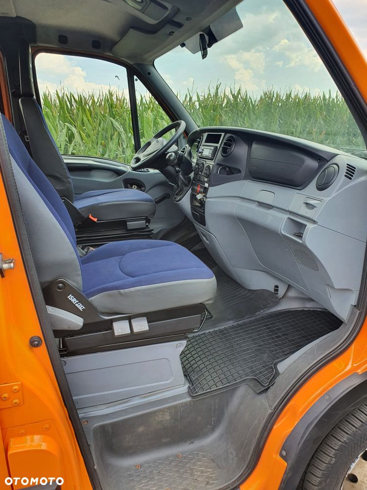 Iveco Daily 35 S 12 - 8
