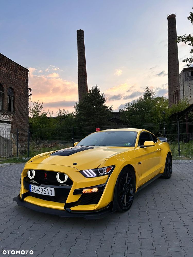 Ford Mustang - 2
