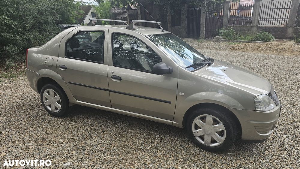 Dacia Logan 1.2 - 7