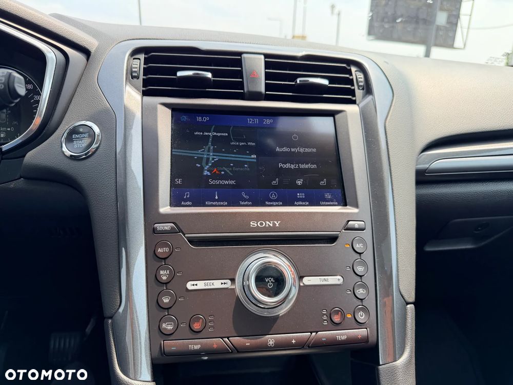 Ford Mondeo 2.0 EcoBlue Titanium - 24