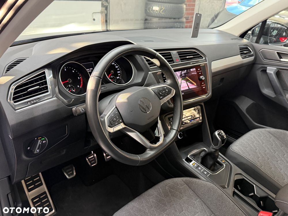 Volkswagen Tiguan 2.0 TDI SCR Move - 18