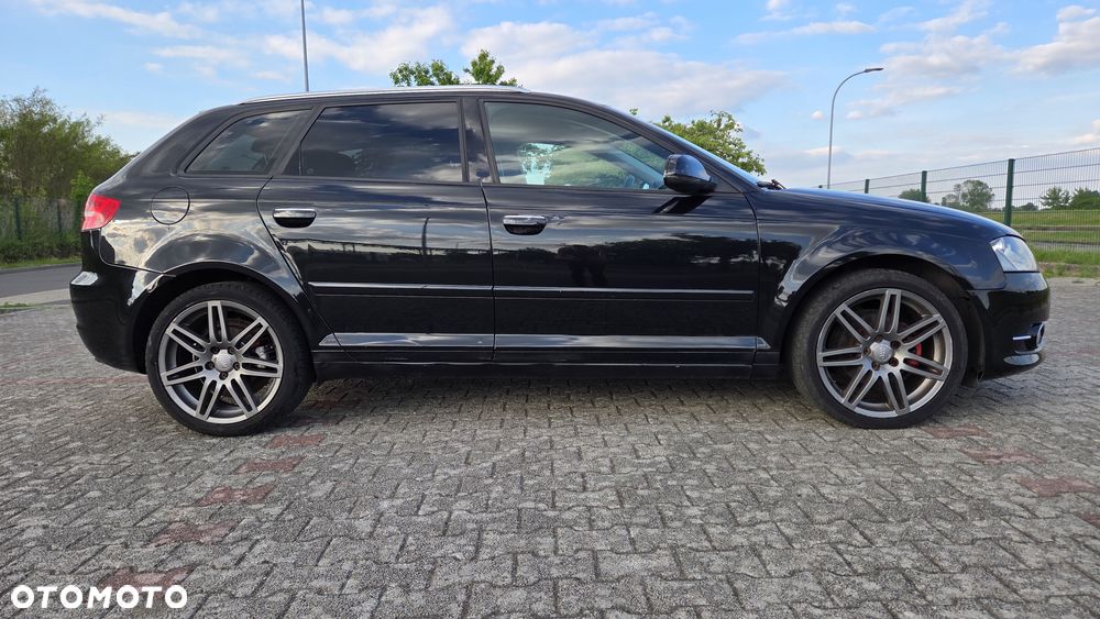 Audi A3 Sportback - 3