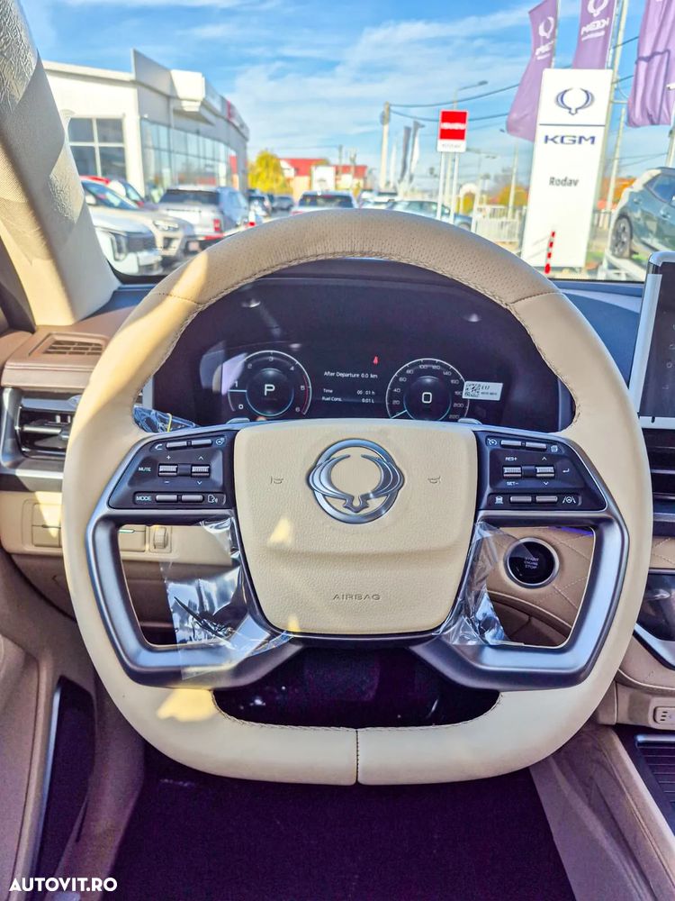 KG Mobility Rexton - 9