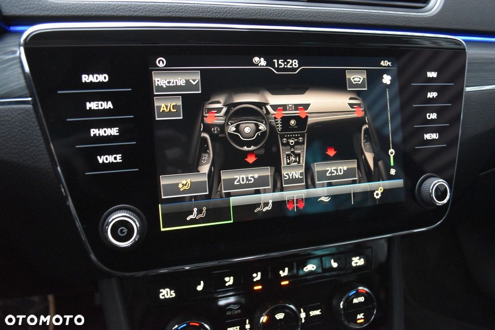 Skoda Superb 2.0 TSI Style DSG - 23