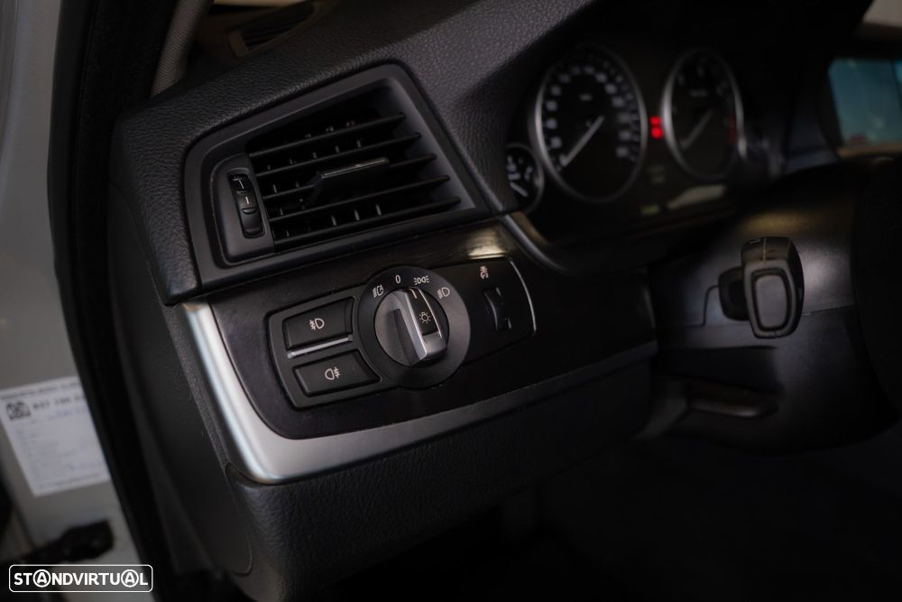 BMW 520 d Line Luxury Auto - 13