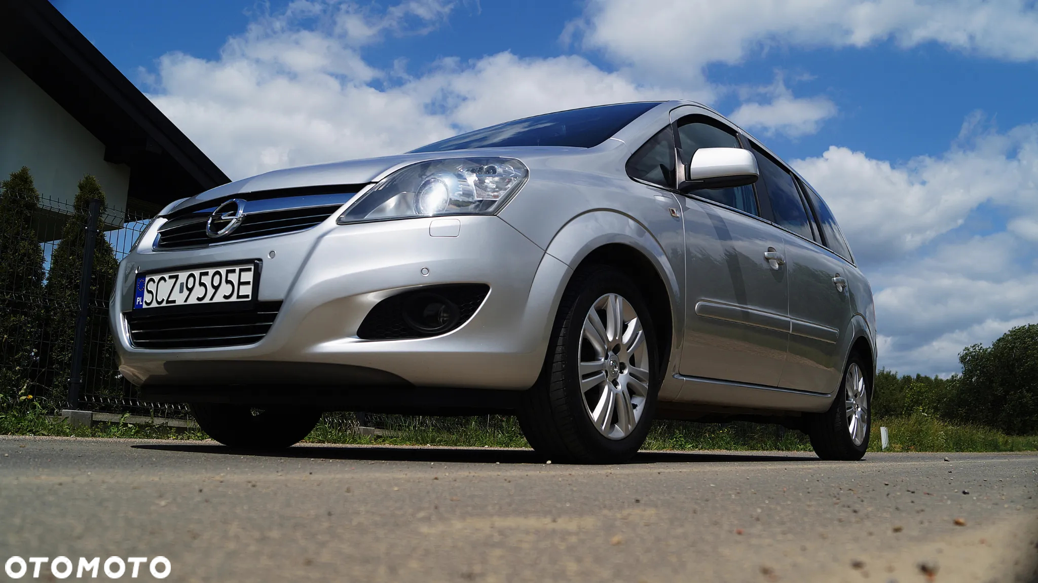 Opel Zafira - 18