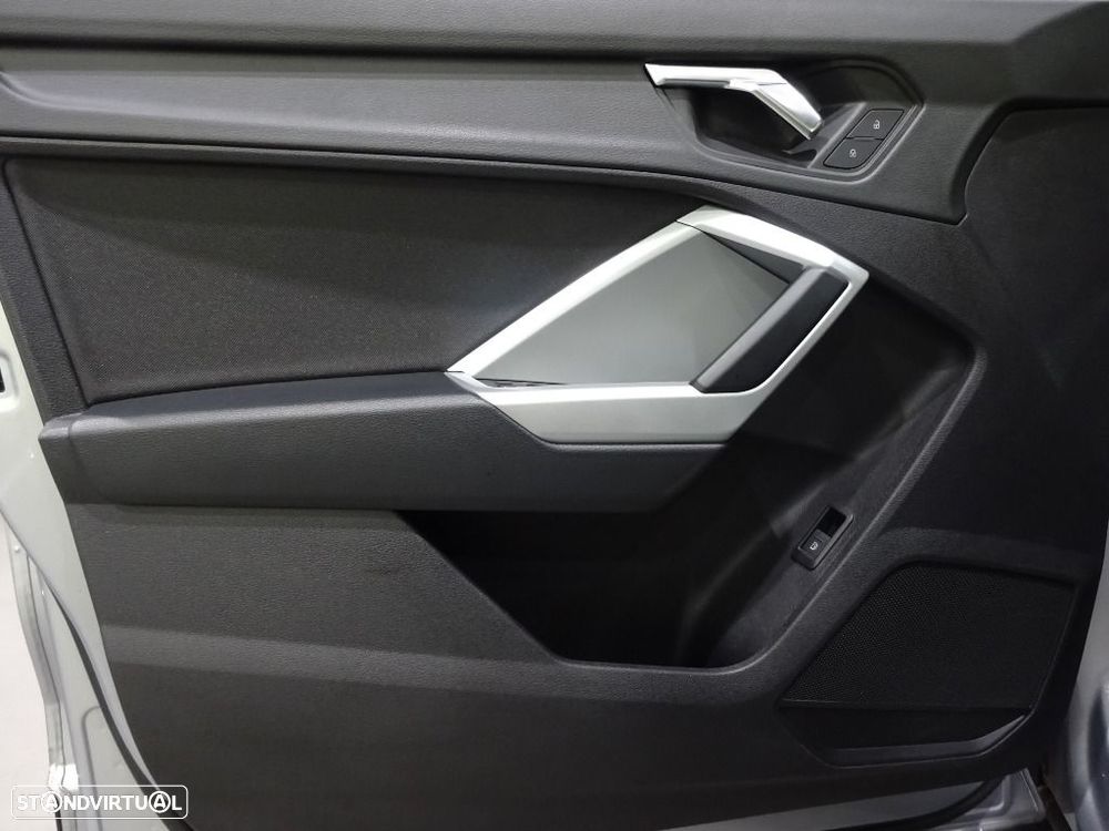 Audi Q3 45 TFSIe S tronic - 9