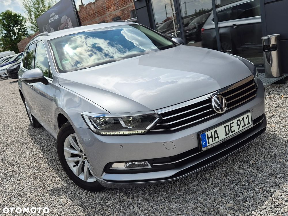 Volkswagen Passat - 17