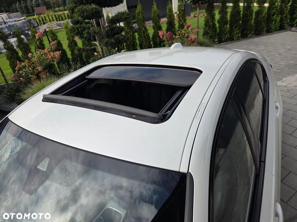 BMW Seria 3 320i M Sport - 25