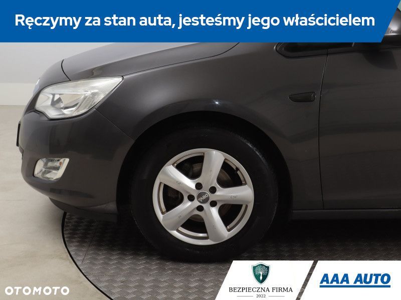 Opel Astra - 17