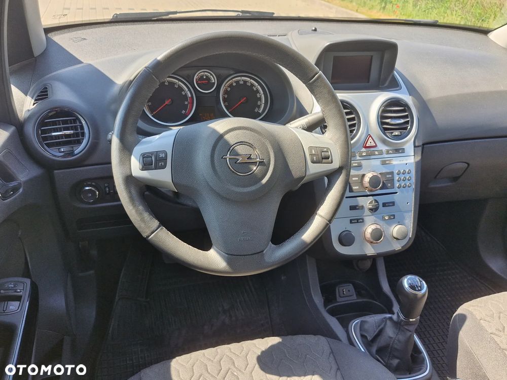 Opel Corsa 1.4 16V Active - 18