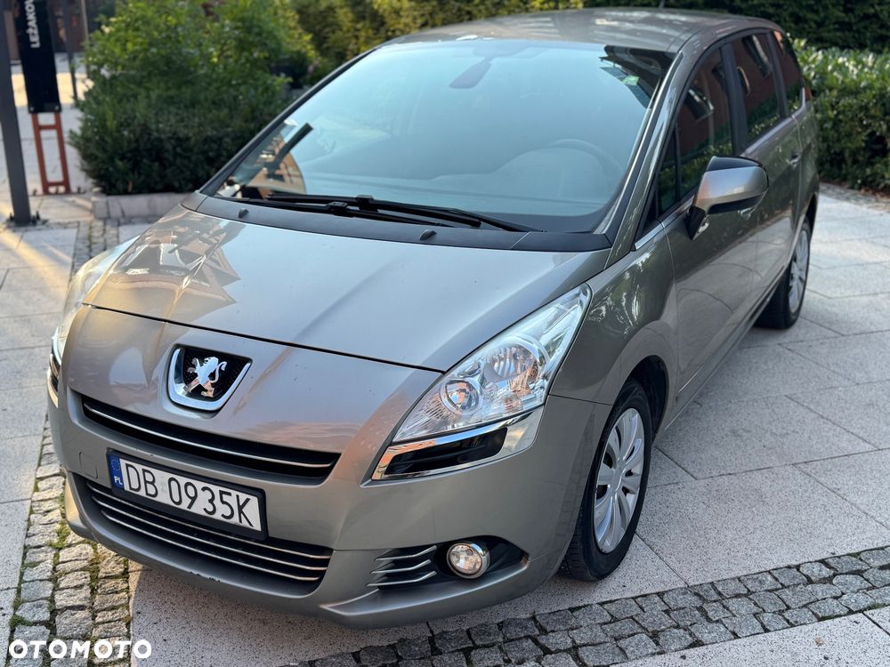 Peugeot 5008 - 1