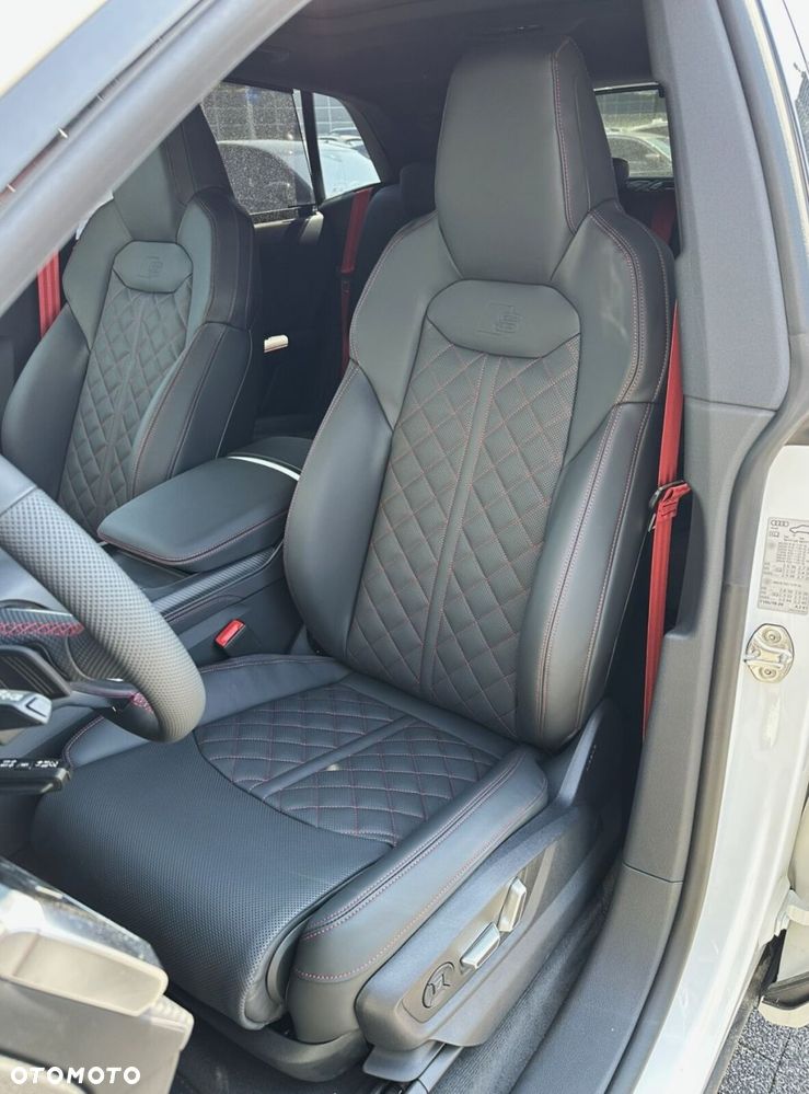Audi Q8 - 15