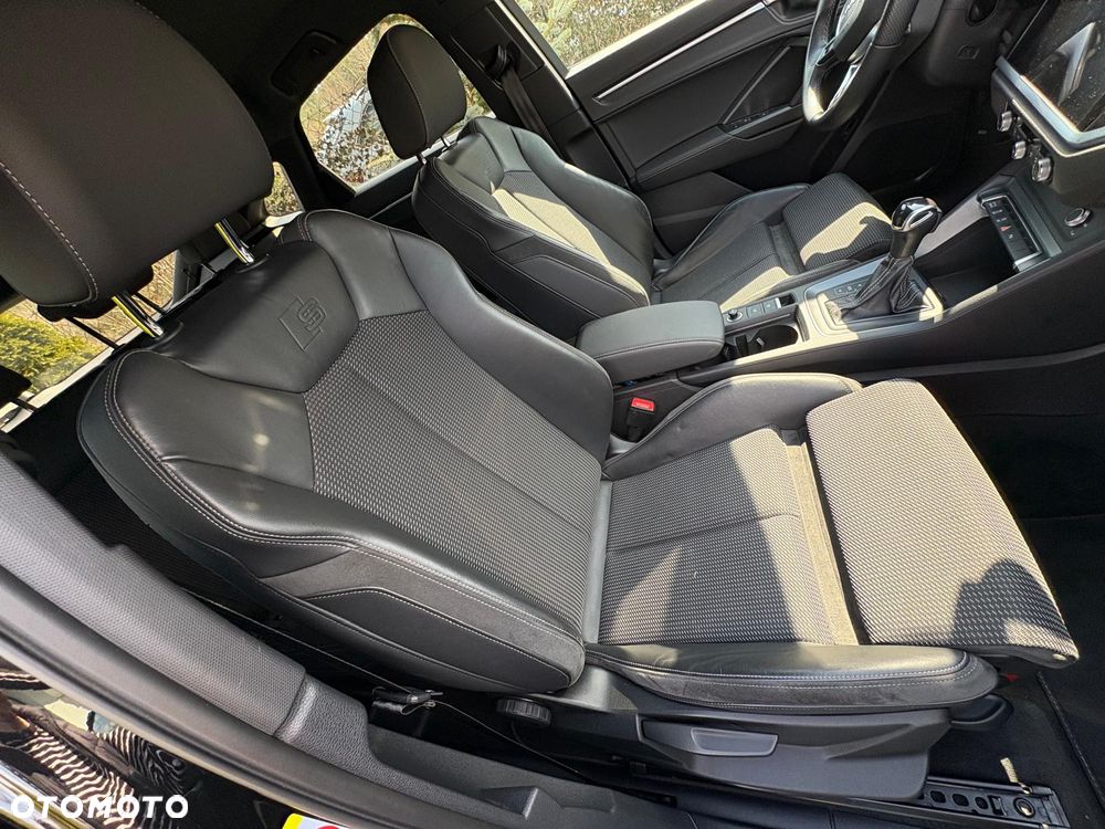 Audi Q3 35 TFSI mHEV S-Line S tronic - 12