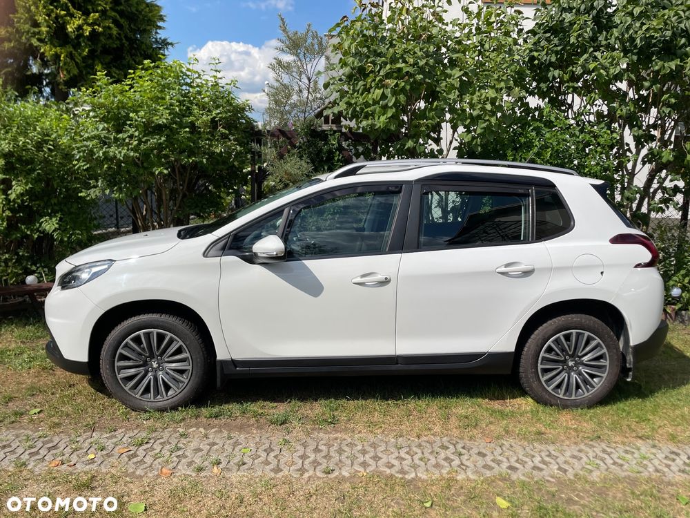 Peugeot 2008 1.2 Pure Tech Active - 3