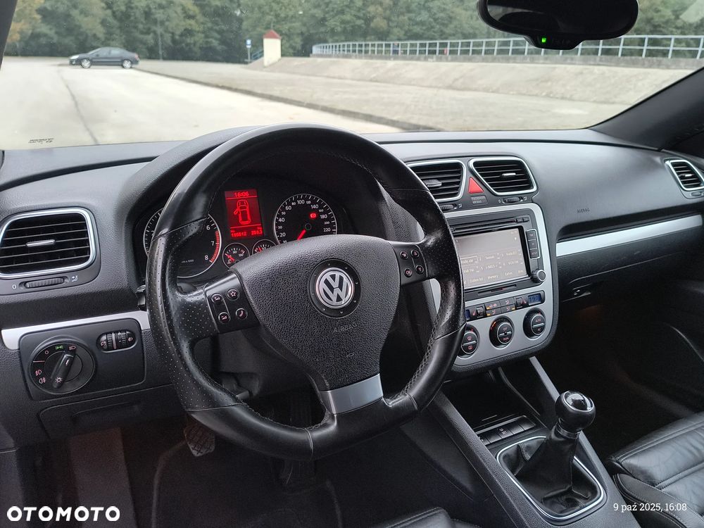 Volkswagen Scirocco 1.4 TSI Shark - 32