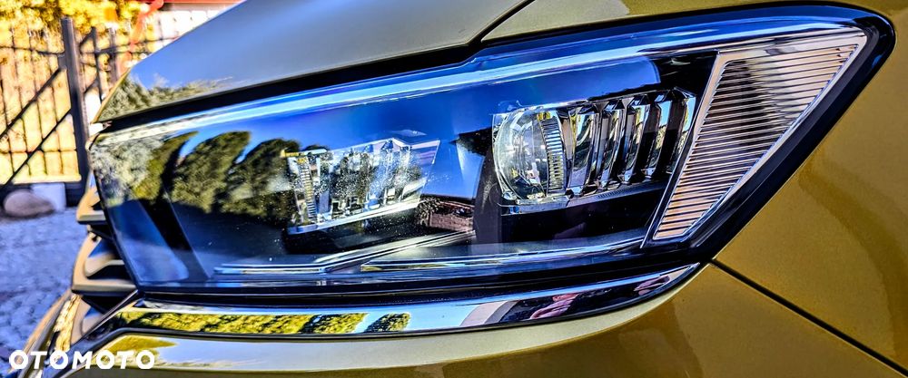 Volkswagen T-Roc 1.5 TSI ACT Premium - 34