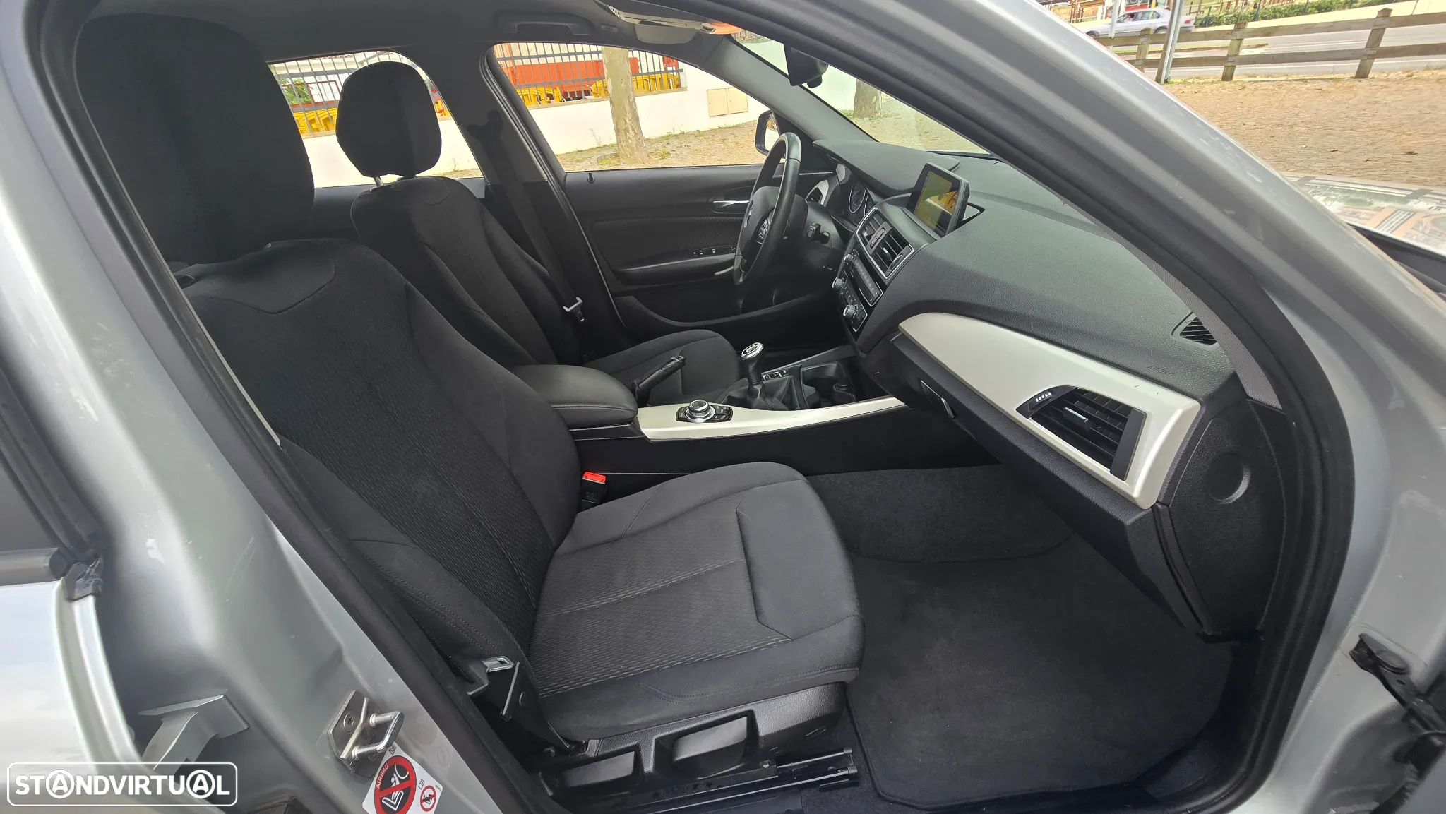 BMW 116 d EDynamics Advantage - 24