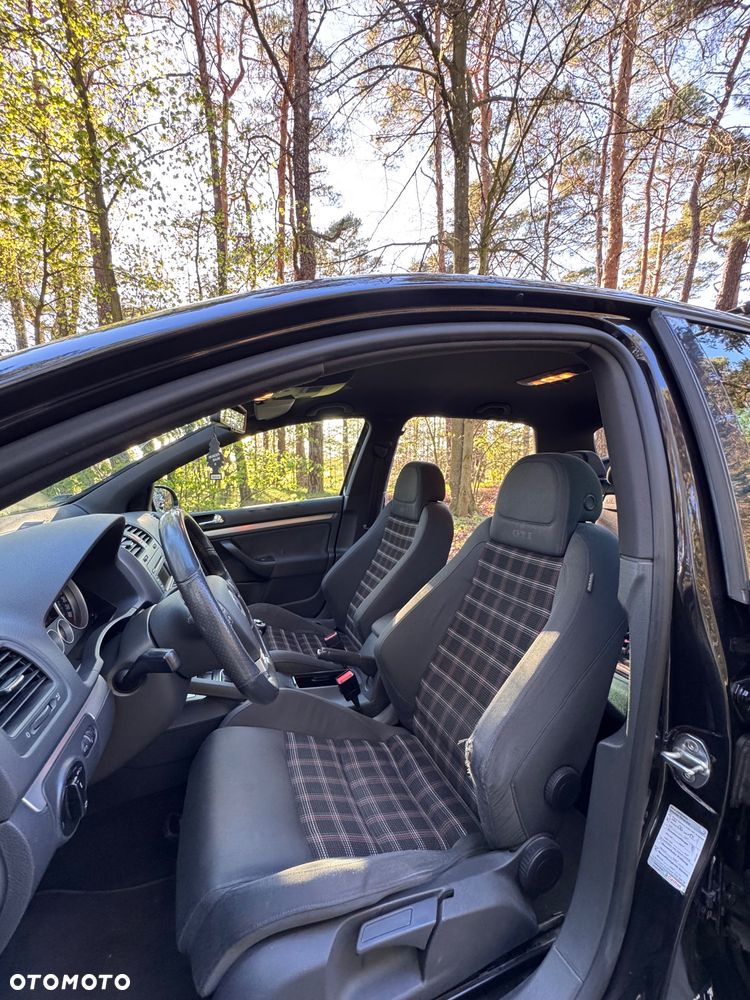 Volkswagen Golf 2.0 TSI GTI - 21