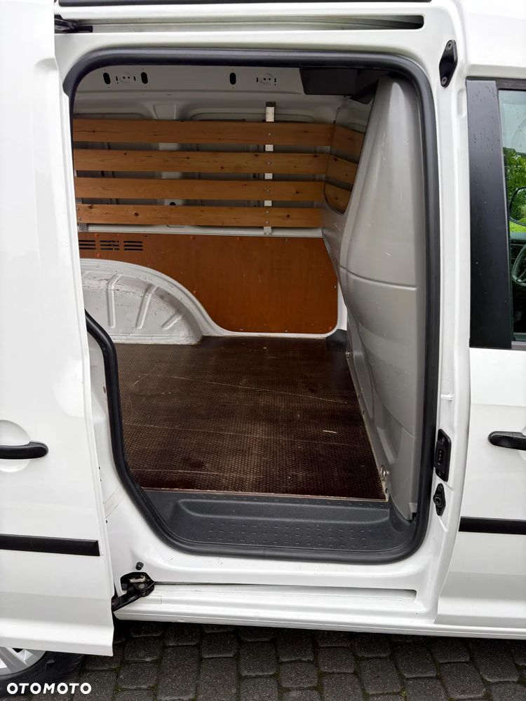 Volkswagen Caddy - 10
