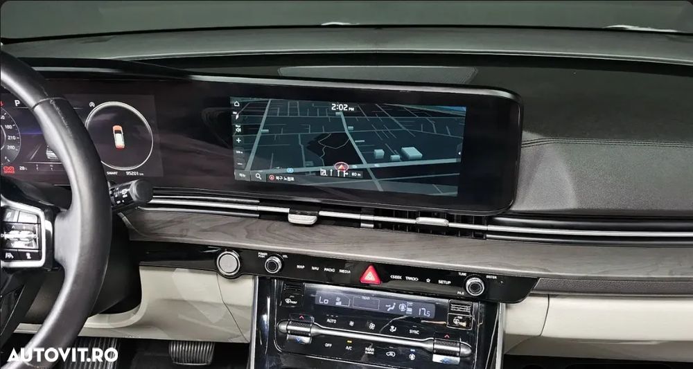 KIA Carnival 2020 — imagine 11