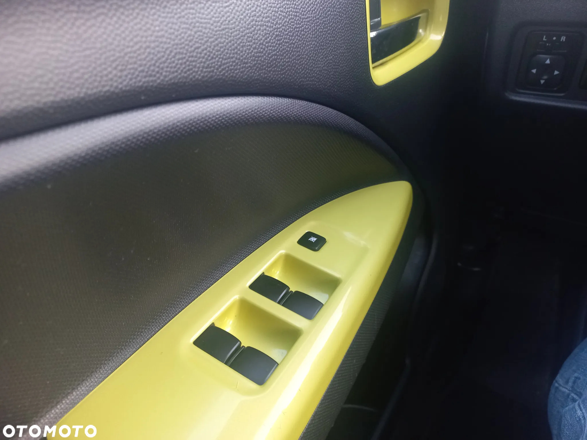 Mitsubishi Space Star 1.2 Clear Tec Color - 19