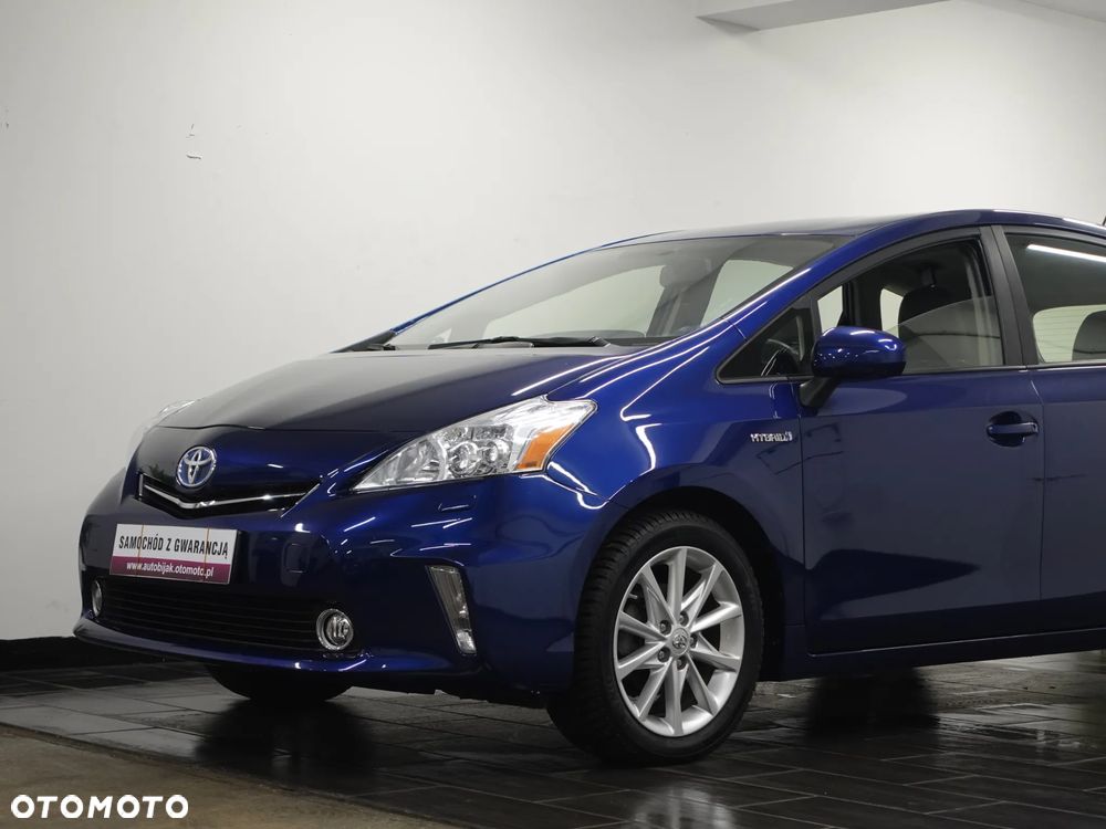 Toyota Prius (Hybrid) - 14