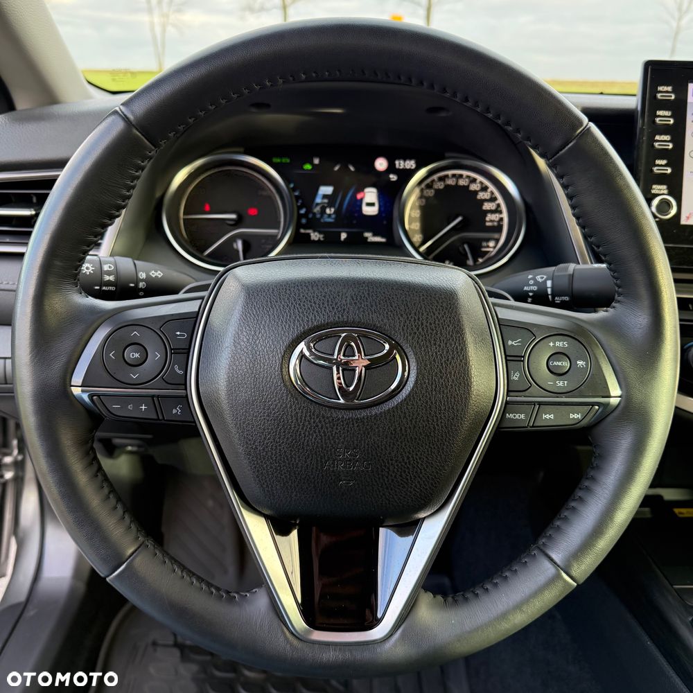 Toyota Camry 2.5 Hybrid Executive CVT - 13