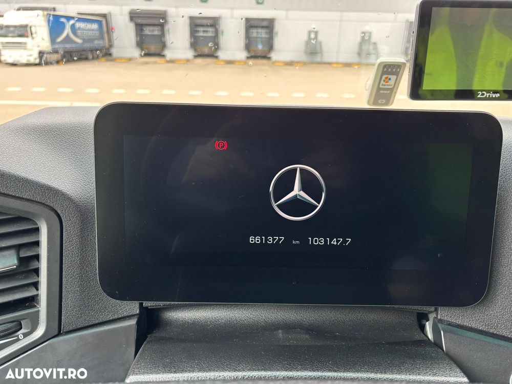 Mercedes-Benz ACTROS - 16