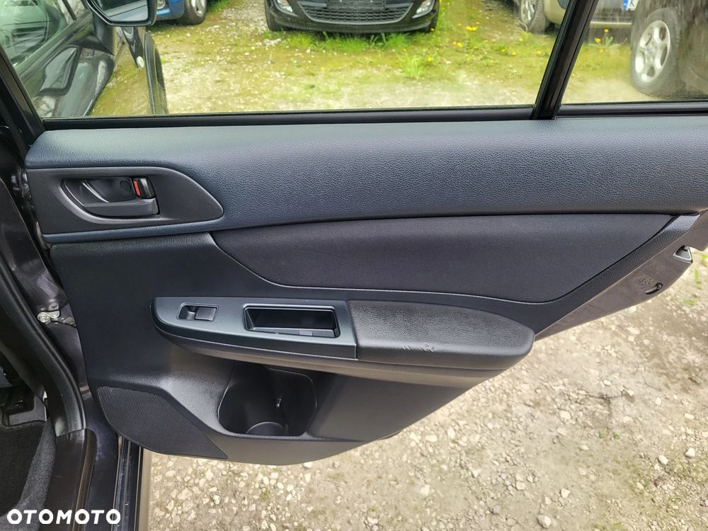 Subaru XV 2.0i Lineartronic Active - 24