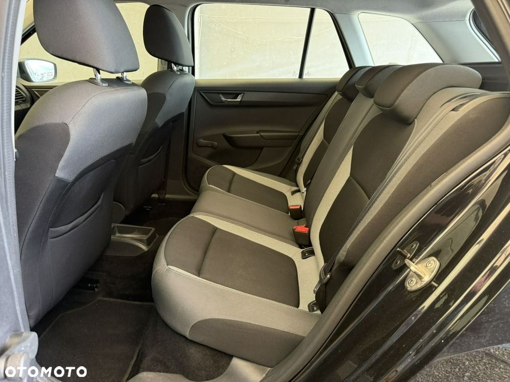 Skoda Fabia 1.2 TSI Active - 12