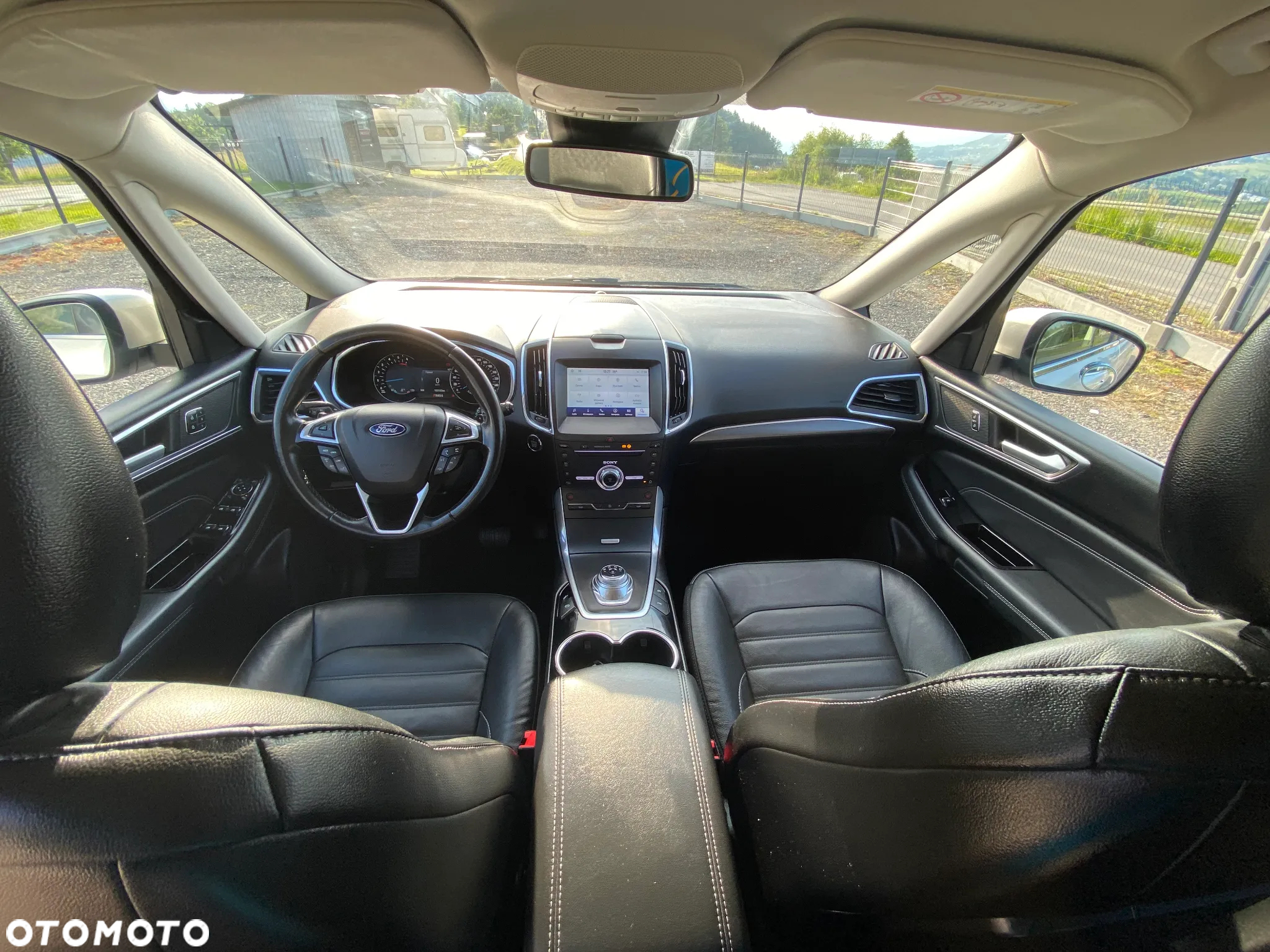 Ford Galaxy - 13